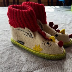 Garnet Hill Kids Wool Slippers